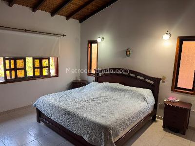 Casa de 4 alcobas en venta en Cacique, Bucaramanga, 400 m² · foto 6 de 9