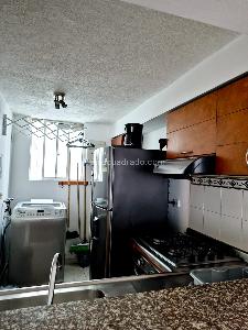 Apartamento de 3 alcobas en venta en Cañaveral, Floridablanca, 71 m² · foto 2 de 13