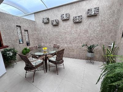 Casa de 3 alcobas en venta en Lagos Del Cacique, Bucaramanga, 219 m² · foto 3 de 20
