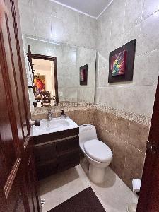 Casa de 3 alcobas en venta en Lagos Del Cacique, Bucaramanga, 219 m² · foto 8 de 20