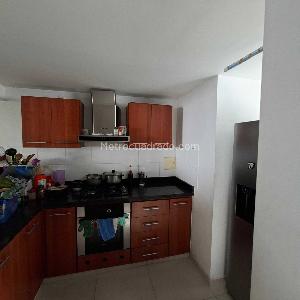 Apartamento de 3 alcobas en venta en Sotomayor, Bucaramanga, 100 m² · foto 5 de 16