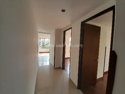 Apartamento de 4 alcobas en venta en Cabecera Del Llano, Bucaramanga, 128 m² · foto 13 de 20