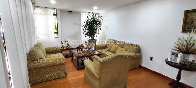 Casa de 5 alcobas en venta en Terrazas, Bucaramanga, 315 m² · foto 5 de 9