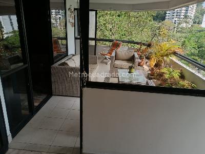 Apartamento de 4 alcobas en venta en Cabecera Del Llano, Bucaramanga, 235 m² · foto 5 de 10