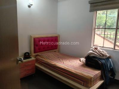Casa de 5 alcobas en venta en Floridablanca, Bucaramanga, 133 m² · foto 5 de 12