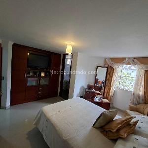 Casa de 4 alcobas en venta en La Victoria, Bucaramanga, 174 m² · foto 7 de 20
