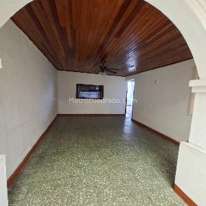 Casa de 4 alcobas en venta en El Prado, Bucaramanga, 320 m² · foto 7 de 11