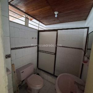 Casa de 4 alcobas en venta en El Prado, Bucaramanga, 320 m² · foto 9 de 11