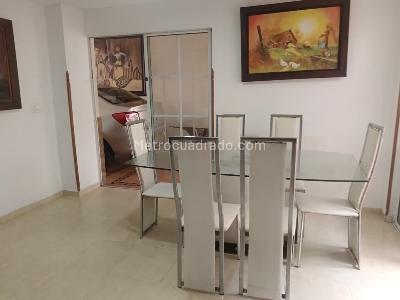Casa de 4 alcobas en venta en La Riviera, Floridablanca, 144 m² · foto 2 de 11