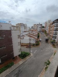 Apartamento de 3 alcobas en venta en La Floresta, Bucaramanga, 78 m² · foto 4 de 15