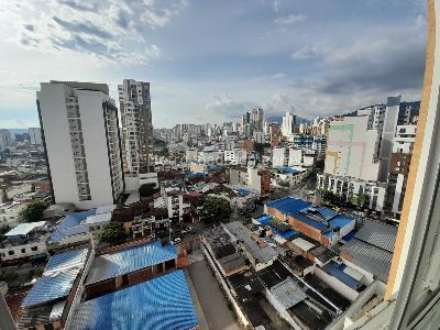 Apartamento de 3 alcobas en venta en Nuevo Sotomayor, Bucaramanga, 94 m² · foto 4 de 13