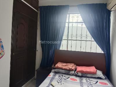 Casa de 3 alcobas en venta en Fontana, Bucaramanga, 100 m² · foto 3 de 17