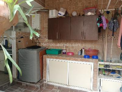 Casa de 3 alcobas en venta en Fontana, Bucaramanga, 100 m² · foto 7 de 17