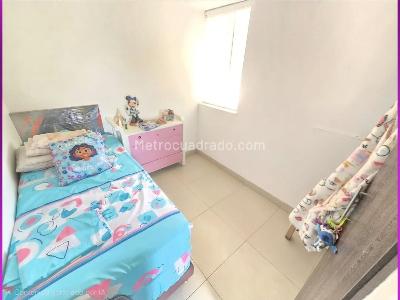 Apartamento de 3 alcobas en venta en Cañaveral, Floridablanca, 77 m² · foto 7 de 11