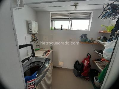 Apartamento de 3 alcobas en venta en San Francisco, Bucaramanga, 94 m² · foto 5 de 15