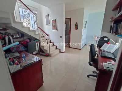 Apartamento de 3 alcobas en venta en Bosques Del Payador, Floridablanca, 150 m² · foto 2 de 13