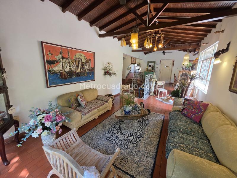 Casa – Bucaramanga, Comuna Tejar - Más