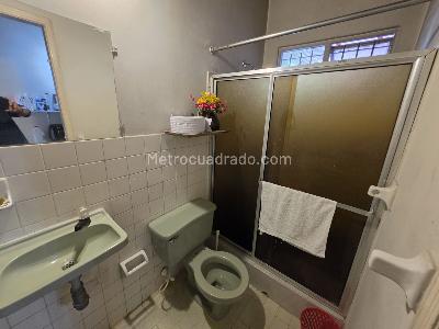 Casa de 5 alcobas en venta en Lagos Del Cacique, Bucaramanga, 280 m² · foto 17 de 20