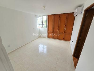 Apartamento de 4 alcobas en venta en Cañaveral, Floridablanca, 120 m² · foto 10 de 20