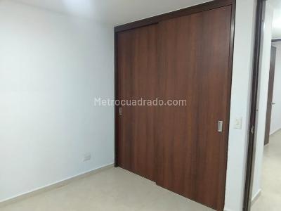Apartamento de 3 alcobas en venta en Sotomayor, Bucaramanga, 110 m² · foto 2 de 13