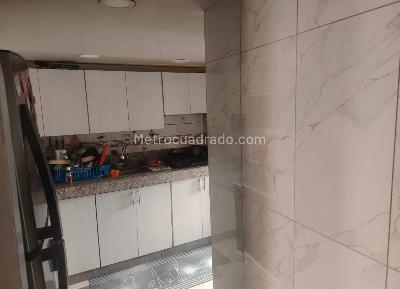 Casa de 5 alcobas en venta en El Bosque, Floridablanca, 125 m² · foto 2 de 12