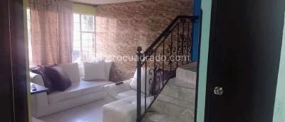 Casa de 5 alcobas en venta en El Bosque, Floridablanca, 125 m² · foto 4 de 12