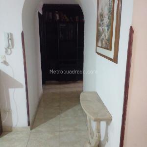 Apartamento de 3 alcobas en venta en Sotomayor, Bucaramanga, 106 m² · foto 3 de 9