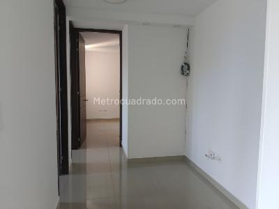 Apartamento de 3 alcobas en venta en Anillo Vial, Floridablanca, 85 m² · foto 3 de 20