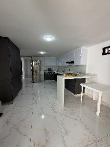 Casa de 5 alcobas en venta en Diamante 2, Bucaramanga, 200 m² · foto 6 de 20