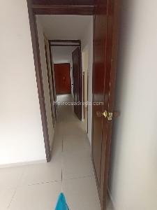 Casa de 3 alcobas en venta en Anillo Vial, Floridablanca, 111 m² · foto 4 de 10