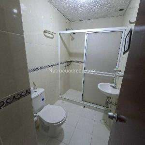 Apartamento de 3 alcobas en venta en Nuevo Sotomayor, Bucaramanga, 128 m² · foto 8 de 12