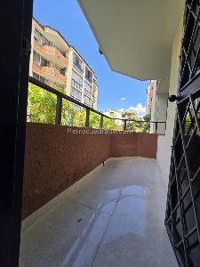Apartamento de 3 alcobas en venta en Cañaveral, Floridablanca, 96 m² · foto 4 de 11