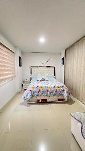 Casa de 5 alcobas en venta en Lagos Del Cacique, Bucaramanga, 450 m² · foto 15 de 16