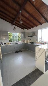 Casa de 5 alcobas en venta en Lagos Del Cacique, Bucaramanga, 450 m² · foto 7 de 16