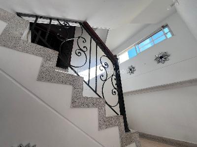 Casa de 5 alcobas en venta en Floridablanca, Floridablanca, 246 m² · foto 6 de 16