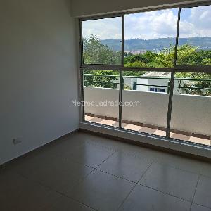 Apartamento de 3 alcobas en venta en Cañaveral, Floridablanca, 100 m² · foto 7 de 18