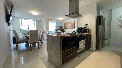 Apartamento de 3 alcobas en venta en Lagos Del Cacique, Bucaramanga, 96 m² · foto 2 de 16