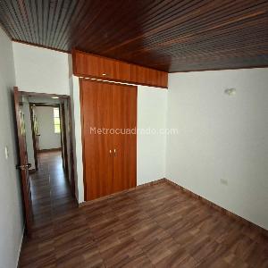 Casa de 3 alcobas en venta en Guanata, Floridablanca, 120 m² · foto 11 de 12