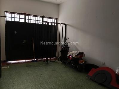 Casa de 5 alcobas en venta en San Miguel, Bucaramanga, 232 m² · foto 11 de 14