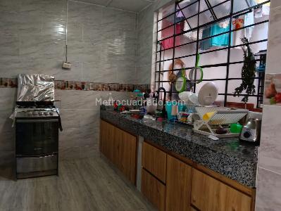 Casa de 5 alcobas en venta en San Miguel, Bucaramanga, 232 m² · foto 14 de 14