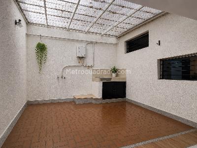 Apartamento en venta en Los Naranjos, Medellín · foto 10 de 10