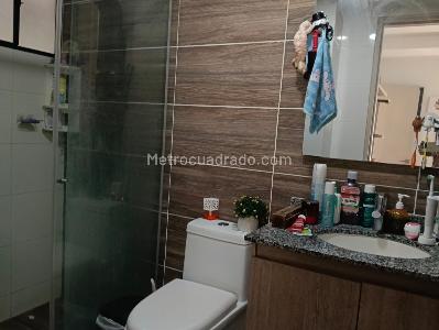 Apartamento de 3 alcobas en venta en El Bosque, Floridablanca, 82 m² · foto 8 de 15