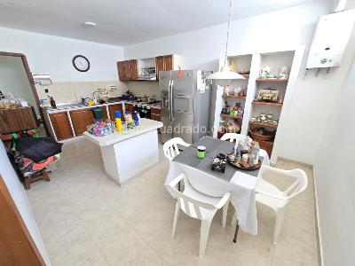 Casa de 5 alcobas en venta en Lagos Del Cacique, Bucaramanga, 580 m² · foto 4 de 17