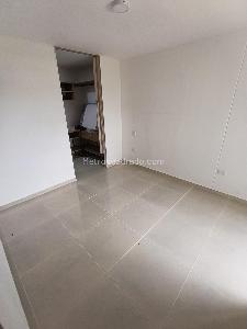 Apartamento de 3 alcobas en venta en Cañaveral, Floridablanca, 83 m² · foto 2 de 11