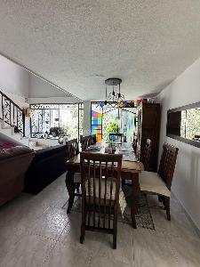 Casa de 5 alcobas en venta en Provenza, Bucaramanga, 240 m² · foto 3 de 20