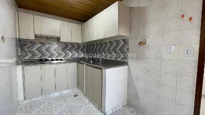 Apartamento de 3 alcobas en venta en Asturias, Bucaramanga, 82 m² · foto 4 de 15