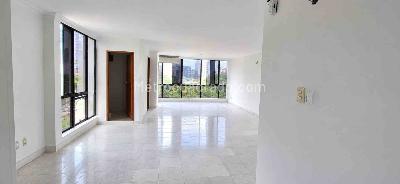 Office for rent in Mejoras Publicas, Bucaramanga