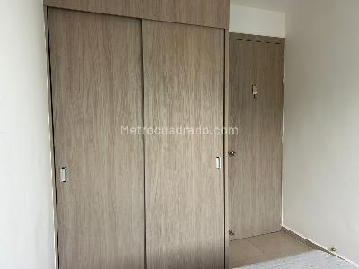 Apartamento de 3 alcobas en venta en Jardines De Coaviconsa, Bucaramanga, 75 m² · foto 7 de 9
