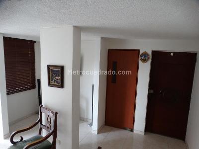 Apartamento de 3 alcobas en venta en Altos Del Cacique, Bucaramanga, 72 m² · foto 13 de 20