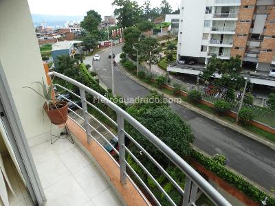 Apartamento de 3 alcobas en venta en Altos Del Cacique, Bucaramanga, 72 m² · foto 2 de 20